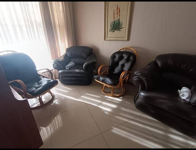 4 BEDROOM HOUSE FOR SALE IN PRIMROSE EAST